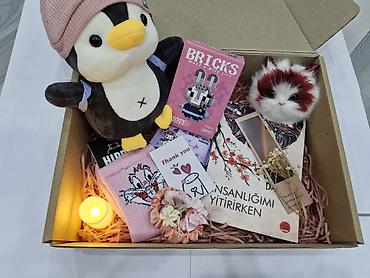 happy meal oyuncaglar: Hədiyyə qutusu – tematik “cute” setlər Məzmun (nümunələrdən): - — 2
