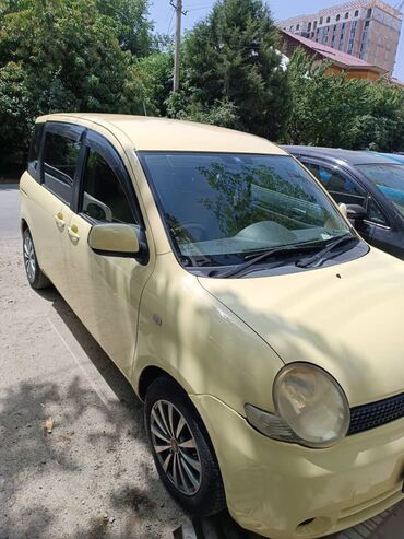 купить фронтальный погрузчик бу: Toyota Sienta: 2003 г., 1.5 л, Автомат, Бензин, Вэн/Минивэн