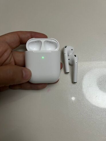 вакуумные аирподсы: Вкладыши, Apple, Б/у, Беспроводные (Bluetooth), Классические