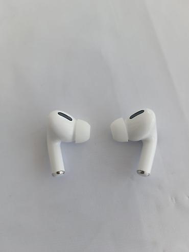 buds live купить: Беспроводные наушники-вкладыши, Apple, Airpods 2, Новый — 3