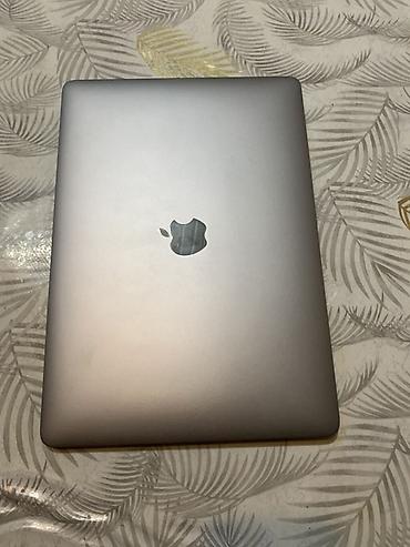 Техника и электроника: Для учебы, Б/у, Apple M1, ОЗУ, RAM: 8 ГБ — 4