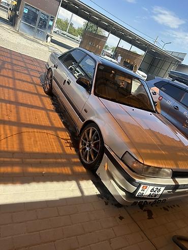 sprinter bazar: Mazda 626: 1988 г., 0.2 л, Механика, Бензин, Седан — 1