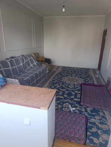 район рабочий городок: 1 комната, 44 м², Без мебели