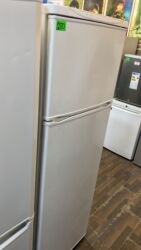 ucuz soyducu: Iki qapılı məişət soyuducusu - Rəng: Ağ - Üst hissədə dondurucu