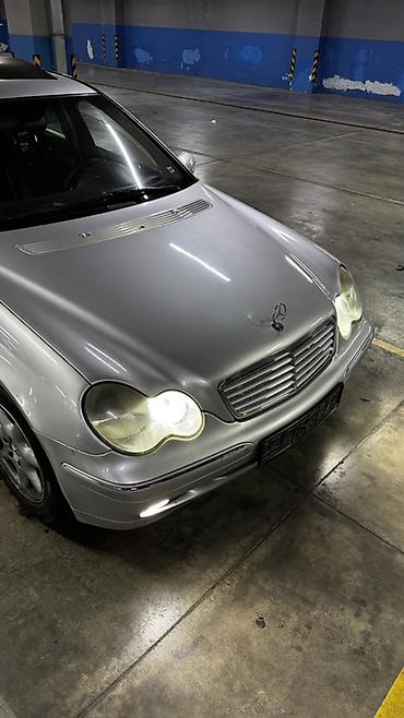 x class: Mercedes-Benz C-Class: 2001 г., 2.6 л, Автомат, Бензин, Седан — 2