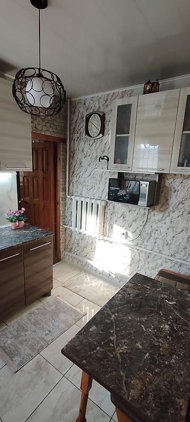 Продажа коттеджей и домов: Продаю дом в районе Кызыл-Аскера. Дом находиться по ул.Троицкая — 15