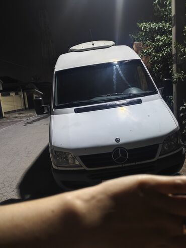 Mercedes-Benz: Mercedes-Benz Спринтер: 2005 г., 2.2 л, Механика, Дизель, Бус