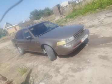 авто машина сатылат: Nissan Maxima: 1992 г., 3 л, Механика, Газ, Седан