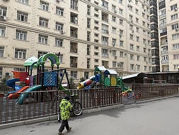Сдаю на длительный срок 1 комнатную квартиру, 40 КВ.м, в новом доме в