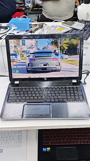 diz ustu komputerlər: HP pavilion 15 Ram - 8 GB Yaddaş - 120 GB SSD Windows 10 — 1