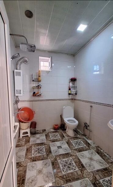 Həyət evləri və villaların satışı: 3 otaqlı, 70 kv. m, Orta təmir — 7