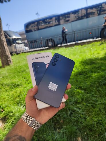 Samsung: Samsung Galaxy A25, 256 GB, rəng - Qara, Barmaq izi, Face ID