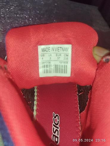 soft shell: Мужские кроссовки, 37, Asics, Б/у, цвет - Синий, Платная доставка — 3