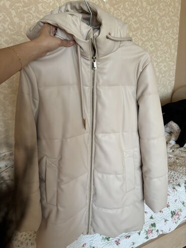 zara qadin geyimleri: Женская куртка Zara, XS (EU 34), цвет - Бежевый