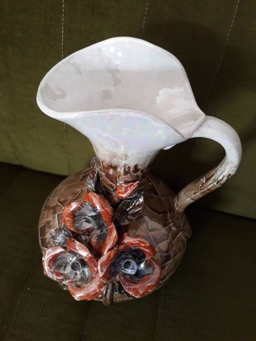 Figurine: Ukras ili bokal od porcelana 400 din na lalafo.rs Ukras ili bokal od porcelana 400 din - Pozarevac