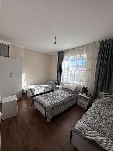 Продажа коттеджей и домов: Продаю Дом. Ж/м Учкун Дом большой просторный. Красная книга, тех — 8