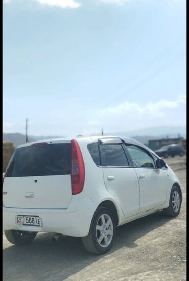 какие машины входят в комфорт яндекс такси в бишкеке: Mitsubishi Colt: 2003 г., 1.3 л, Автомат, Хетчбек