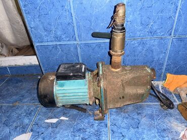 купить насос для повышения давления воды: Поверхностный центробежный насос с электрическим двигателем