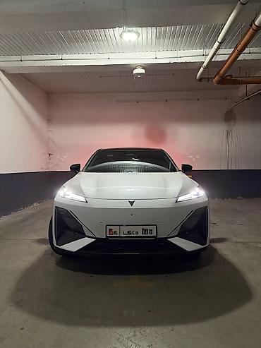 Changan: Changan : 2025 г., 1.5 л, Автомат, Электромобиль, Кроссовер — 1