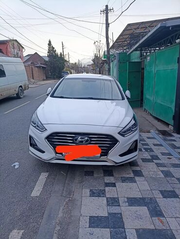 hyundai santa fe: Hyundai Sonata: 2018 г., 2 л, Автомат, Газ, Седан