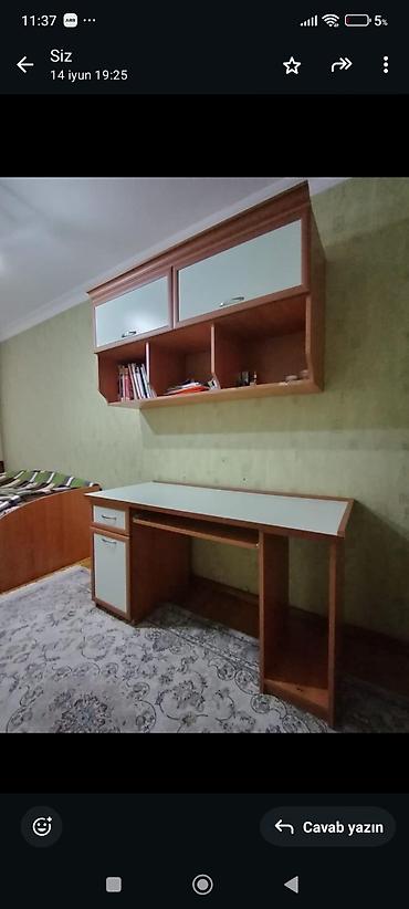 divarda kitab refleri: Düz masa, Stulsuz, Polkalı, Siyirməli, Sadə laminat — 1