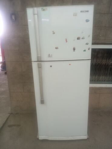 советский холодильник: Холодильник Hitachi, Б/у, Двухкамерный