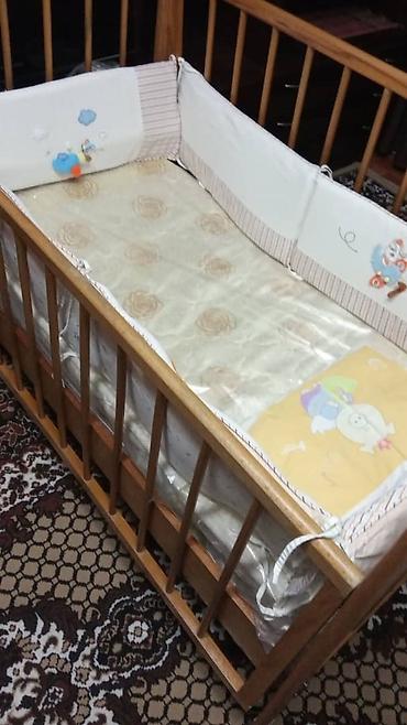 даша: Кроватка продаю с бортиками,матрацом и подушечки — 2