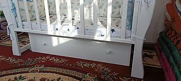 Мебель: Детская односпальная кровать, Б/у, Для мальчика, Для девочки, С бортиком, Дерево, Самовывоз — 2