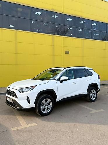 Toyota: Toyota RAV4: 2019 г., 2.5 л, Автомат, Бензин, Кроссовер — 3