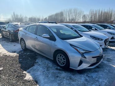 Toyota: Toyota Prius: 2016 г., 1.8 л, Вариатор, Электромобиль