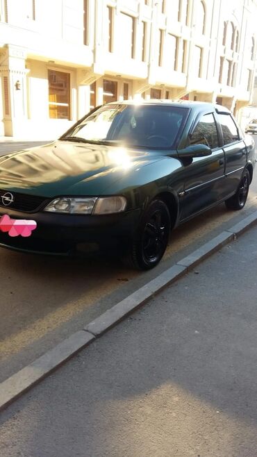 Opel: Opel Vectra B sedan - Kuzov: 4 qapılı sedan, tünd yaşıl rəng - — 2