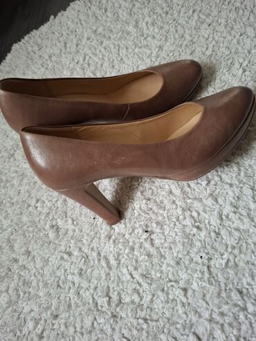 tamaris crne salonke: Pumps, Aldo, 36