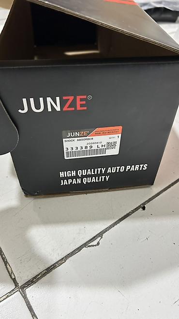 pirus: 333389 Toyota Prius 20 Ön Amortizator — Amortizator, amartizator — 7