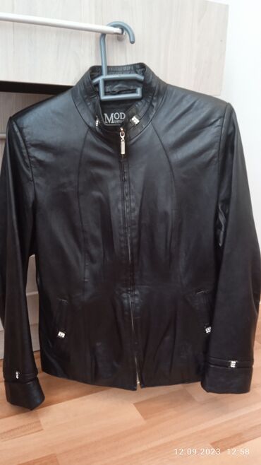 модная куртка: Кожаная куртка, S (EU 36), M (EU 38)