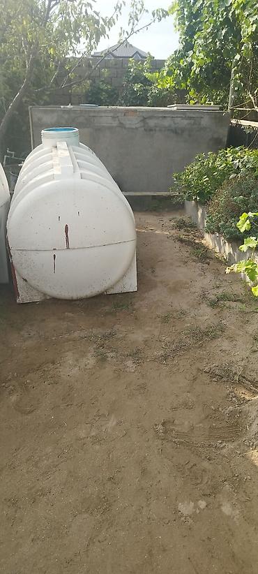 Baklar və çənlər: Bak, Plastik, 2000 l l, İşlənmiş — 1
