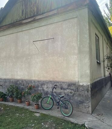 куплю дом в городе балыкчы показать: Дом, 60 м², 3 комнаты, Собственник, Старый ремонт