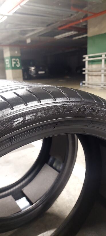 Təkərlər: İşlənmiş Şin Pirelli 255 / 35 / R 21 — 4