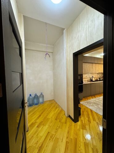 Yeni tikili: 3 otaqlı, Yeni tikili, 122 kv. m — 4