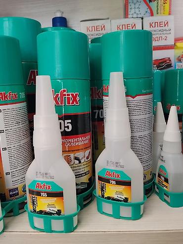 Суперклей: Akfix, Для дерева, В аэрозольном баллоне — 1