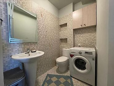 Продажа квартир: 4 комнаты, 220 м², Элитка, 7 этаж, Евроремонт at lalafo.kg — 17 Продажа квартир: 4 комнаты, 220 м², Элитка, 7 этаж, Евроремонт — 17