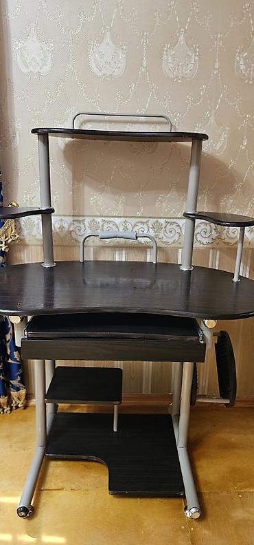 plastmas stol: Düz masa, Polkalı, Siyirməli, Metal — 1
