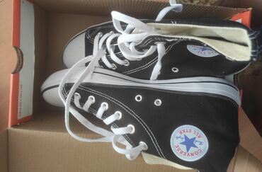спортивная обувь новые: Converse all star M9160 черно-белые
41-42