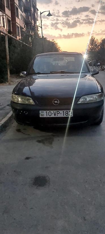 Opel: Opel Vectra: 1.8 l | 1997 il 400000 km Sedan — 2