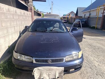 Mazda: Mazda 626: 1994 г., 0.2 л, Механика, Бензин, Хэтчбэк