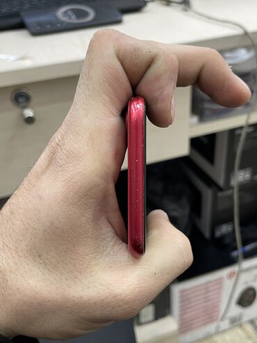 Apple iPhone: IPhone SE, 64 GB, Qırmızı, Barmaq izi, Simsiz şarj — 10