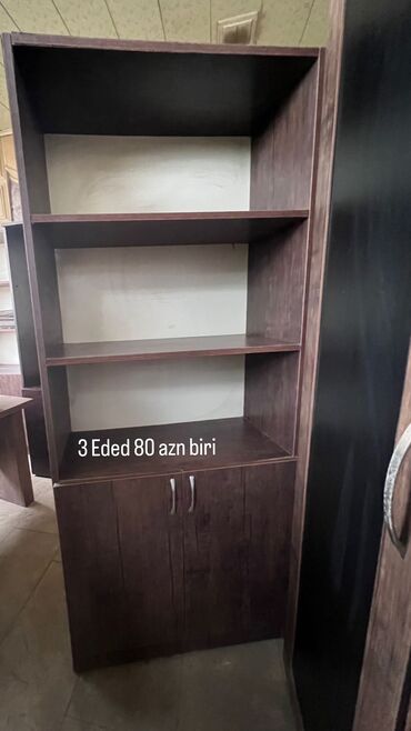 yun dest: Komplektde mudur masasida daxildi