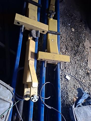 Avtomobil üçün 4 sütunlu qaldırıcıya aid sürüşən domkrat platforması