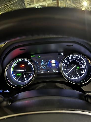 Toyota: Toyota Camry: 2020 г., 2.5 л, Автомат, Гибрид, Седан — 9