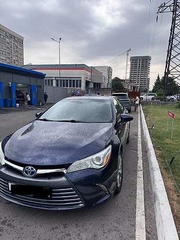 corolla 2004: Toyota Camry: 2017 г., 2.5 л, Автомат, Гибрид, Седан — 3