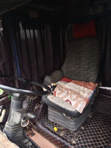 Traktorlar: Traktor Belarus (MTZ) 1221, 2011 il, 140 at gücü, motor 4 l, İşlənmiş — 6